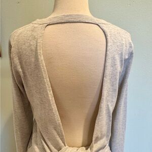 Fabletics Gray Crew Neck Sweater
